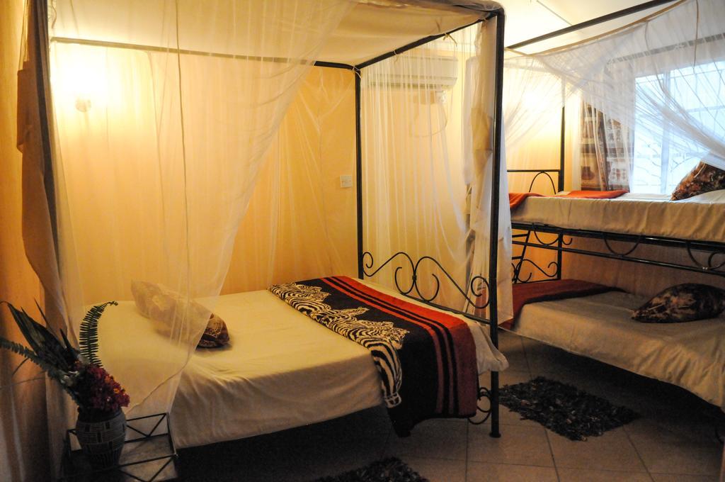 Zigzag Town Lodge Livingstone Pokoj fotografie